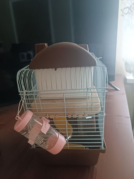 Продам клетку для хомяка