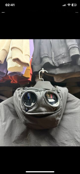 Продаются ветровки