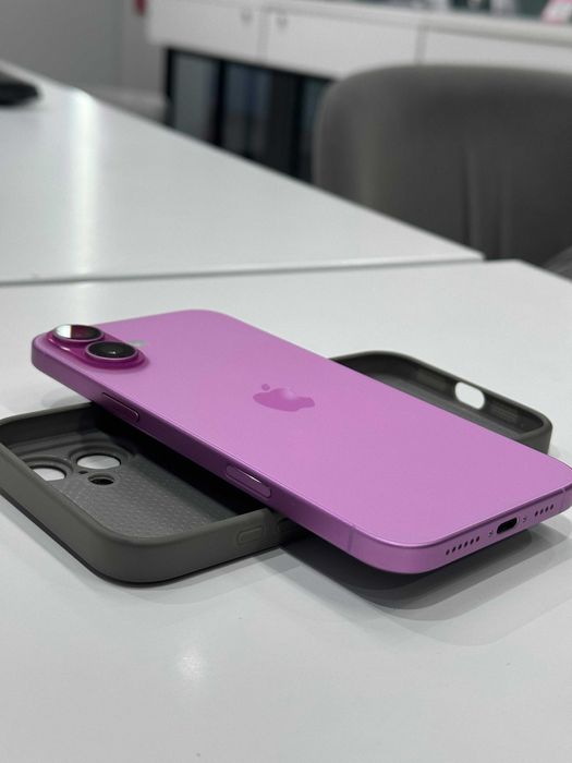 IPhone 16 plus продам