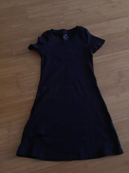 Rochie neagra mulata cu maneca scurta