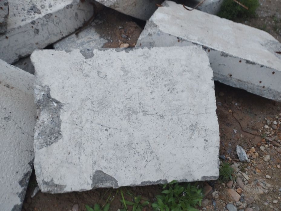 Beton sotiladi armatura yurgan ichidan baquvat