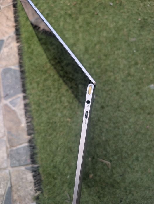 Okazie ‼️ Ultrabook aluminiu Lenovo Yoga baterie 6 ore!