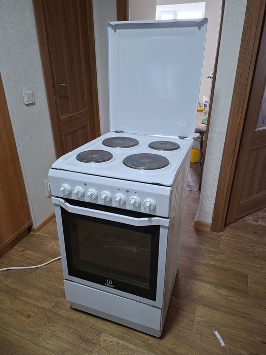 Духовка Indesit б/у