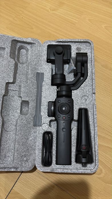 Стабилизатор Zhiyun smooth-4