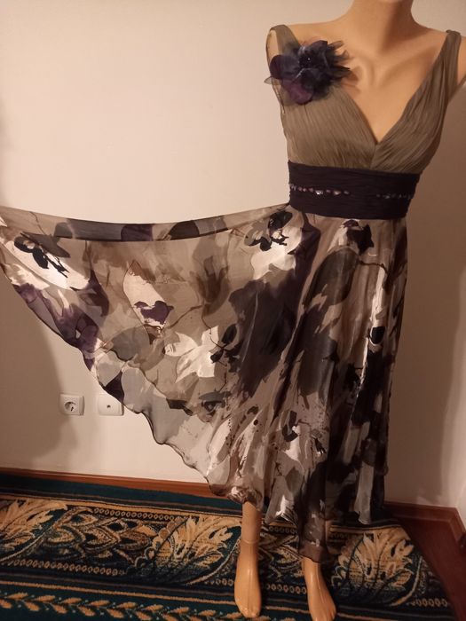 Продам дамское платье