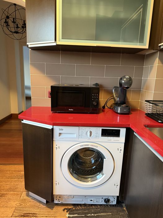 Продавам кухня напълно оборудвана