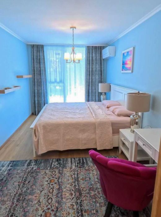 Продава се Тристаен апартамент в Бургас, Сарафово - 132 кв.м за 2008 €/кв.м - Снимка #4