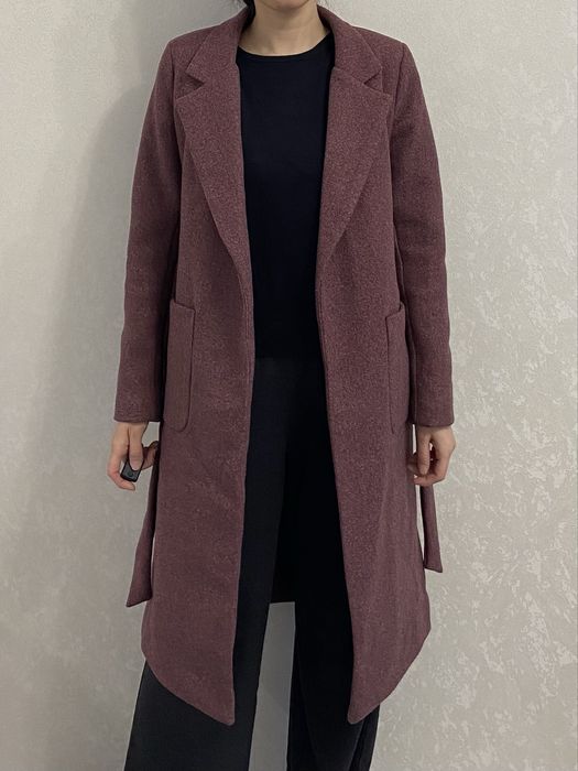 Пальто утепленное женское