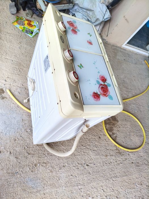 Polavtomat kir yuvish mashinasi