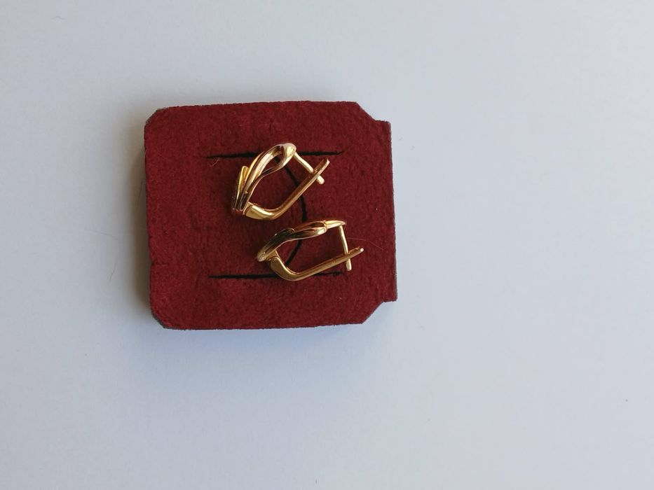Золотые сережки 585
