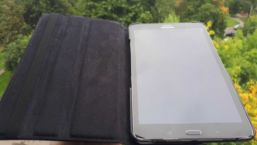 Планшет Samsung Galaxy Tab Pro 8.4 16GB LTE  Android 9
