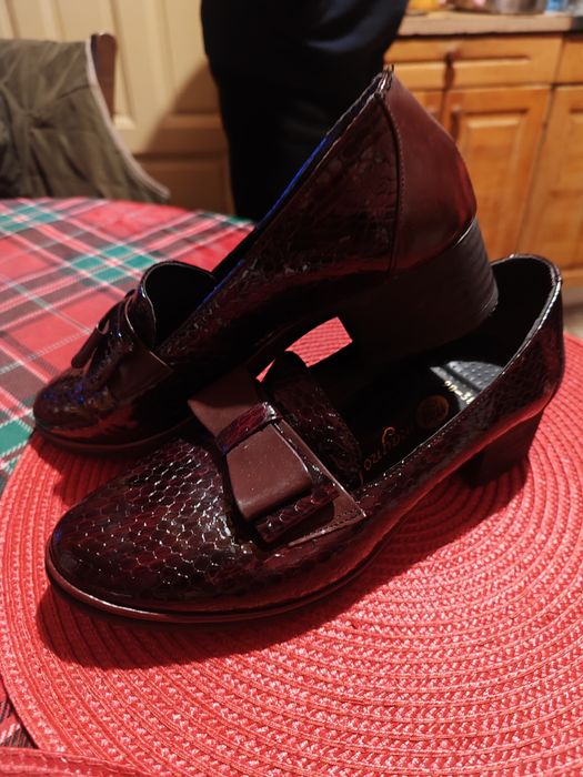 Дамски обувки Магнолия естествен лак