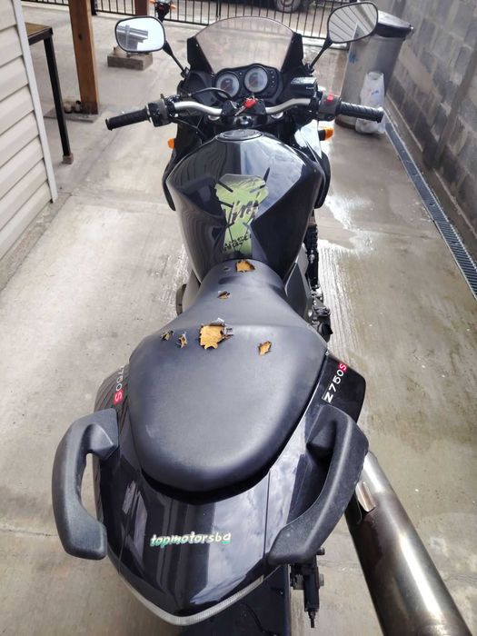 Kawasaki Z 750 S на части