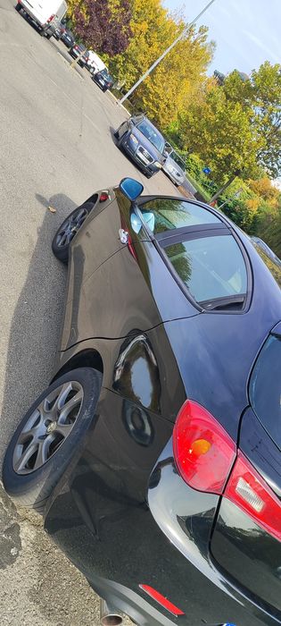ALFA ROMEO Giulietta 2011 — imagine 3