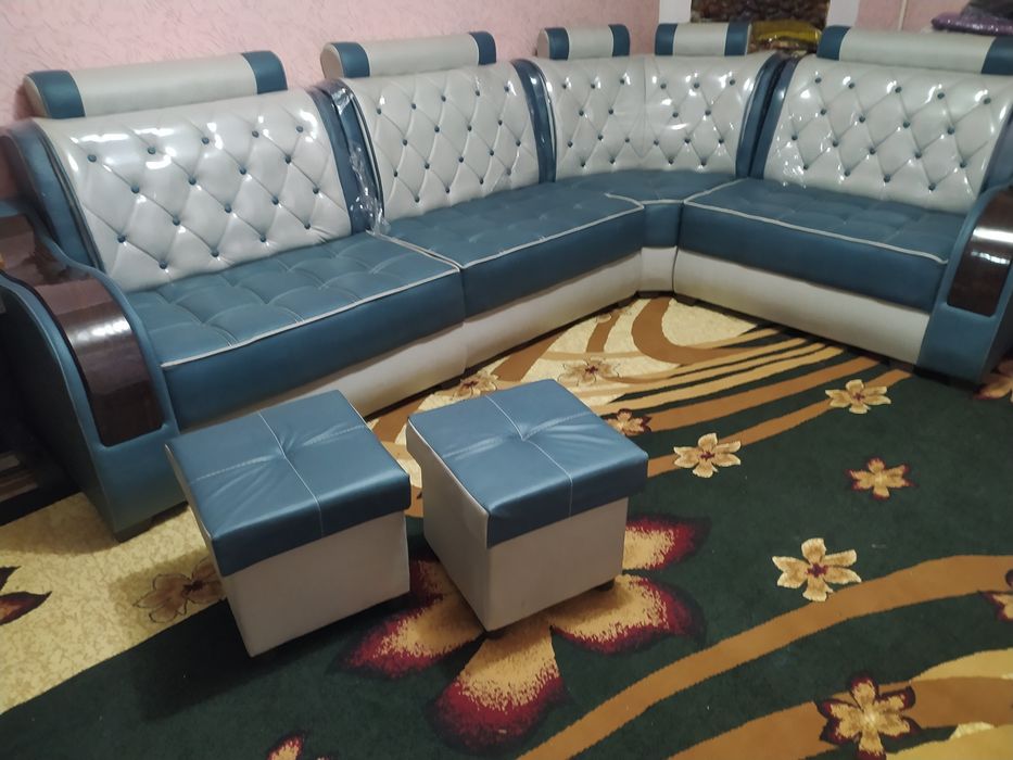 Ishlatilmagan yangi, pul zarilligi uchun sotilyabdi..