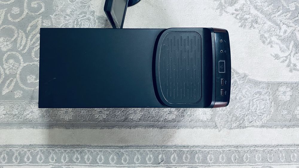 Компьютер САМСУНГ