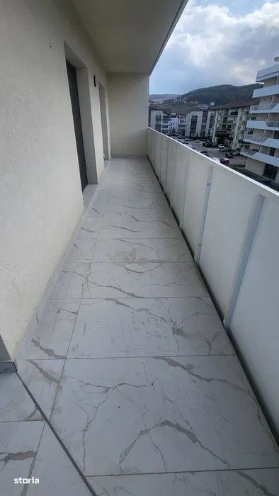 Apartament cu 2 camere, 48 mp, terasa de 25 mp, zona Eroilor