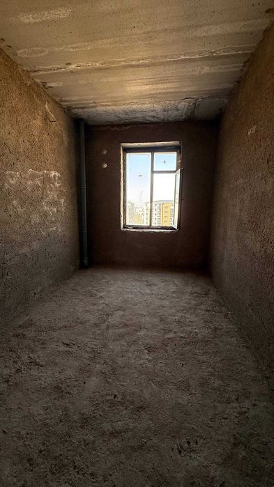 3х комнатная квартира 91кв/м в состоянии коробки, Поворот