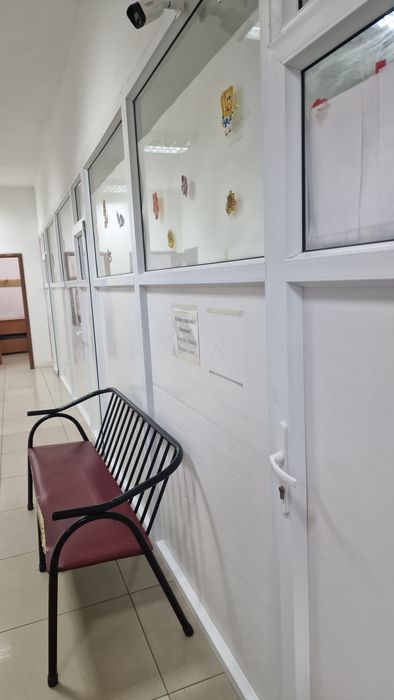 Продам пластиковые перегородки бу.