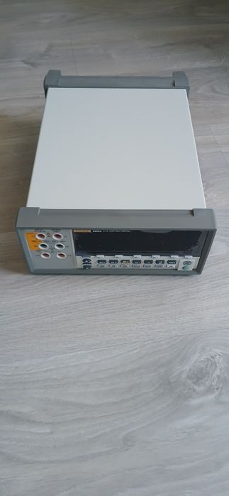 Fluke 8808 A ,Multimetru Digital de masă (Nou)