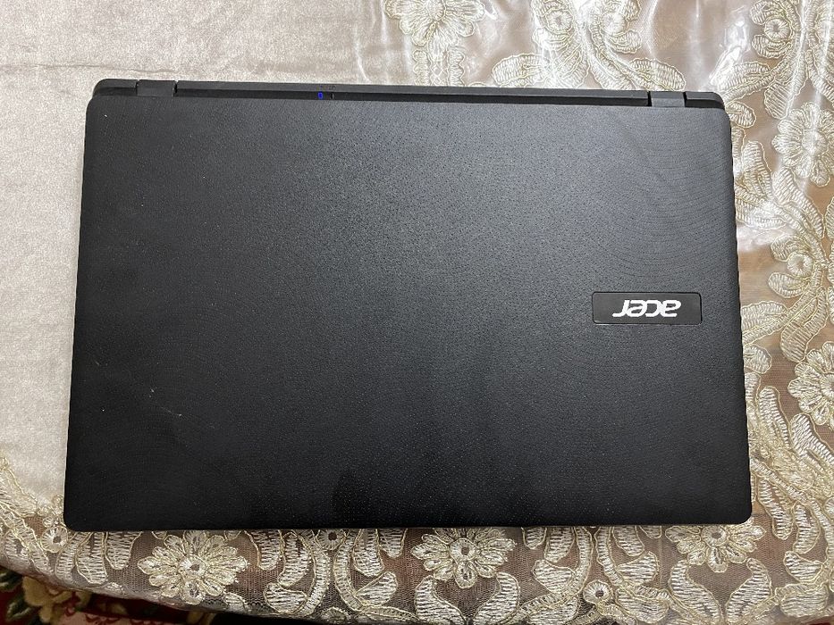 Nowtbuk Acer sotiladi