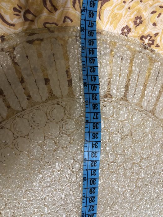 Продается  светильник и плафон.