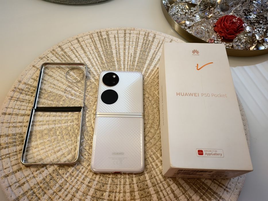 Huawei p50 poket