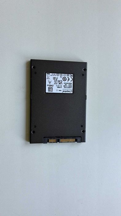 SSD Kingston 240 Gb SATA б\у