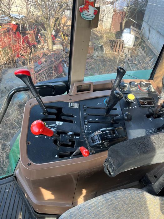 Vand tractor John Deere 7700