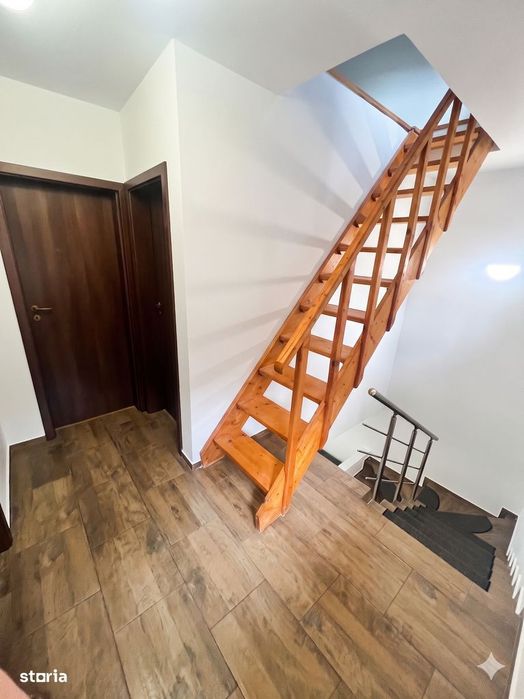Vilă P+1+M | Curte 70mp | 12 min. Metrou Leonida | Direct Proprietar