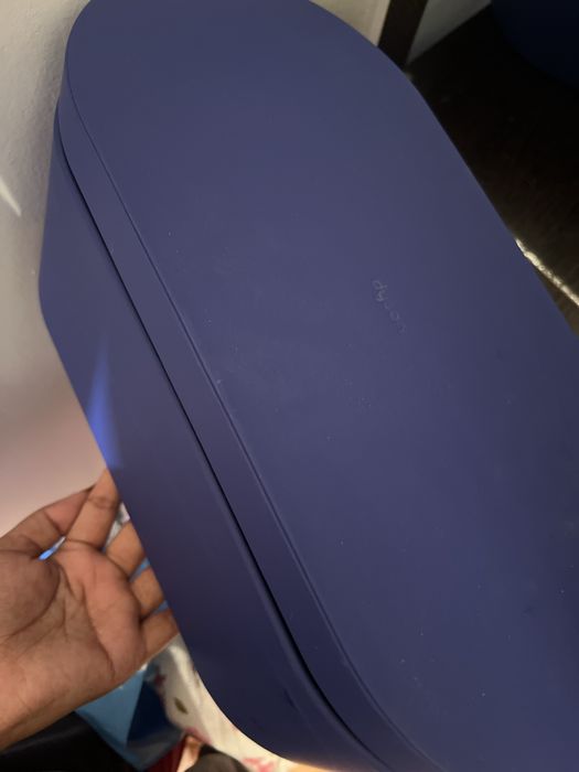 Дайсон стайлер продаю