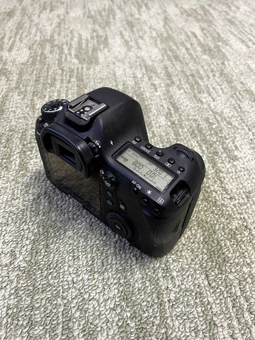 Canon 6D mark I DSLR 20 megapixeli