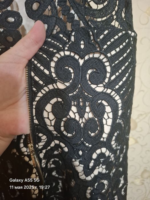 Платье бренд Forever New