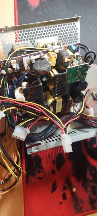 Vand piese calculator/pc sau schimb pc