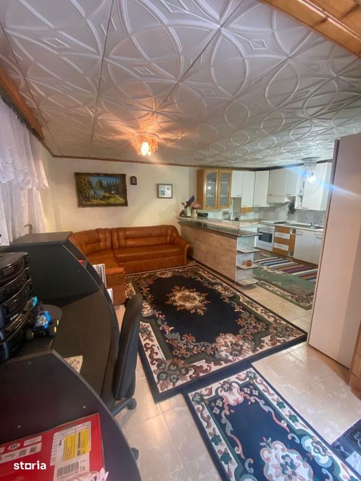 De vanzare casa in Roman, suprafata 150mp, teren de 456mp, 85000euro