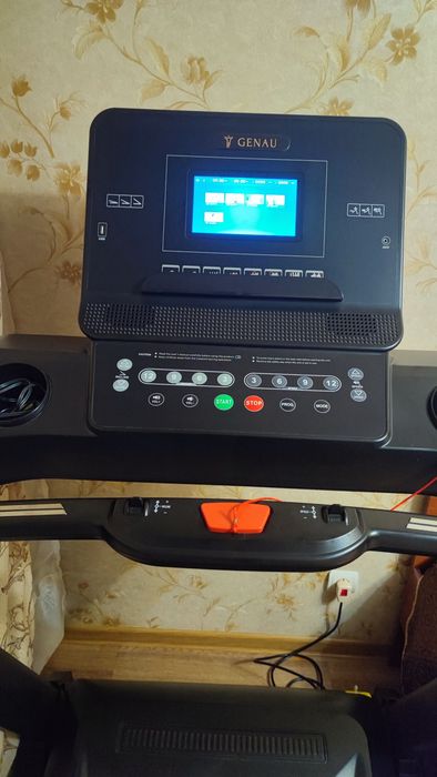 Беговая дорожка Genau crown G530