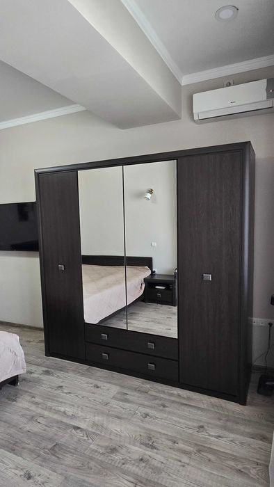 Спальный гарнитур б/у