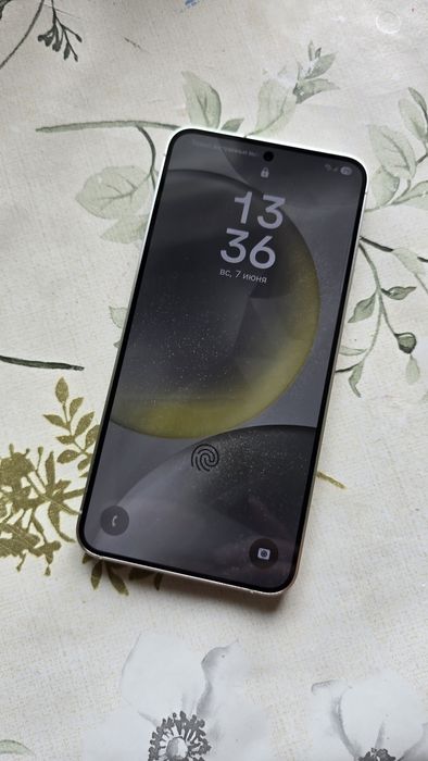 Продам самсунг s24