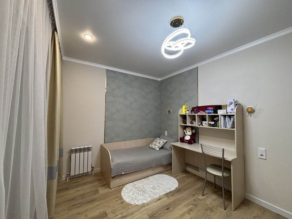 Продам 2х-комн квартиру