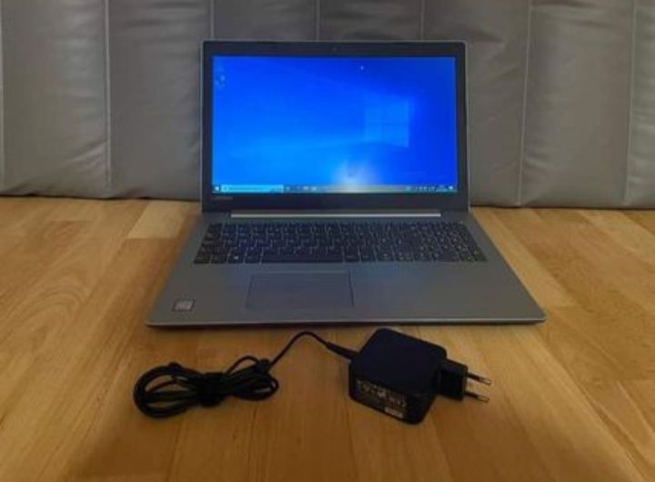 Laptop Lenovo lenovo