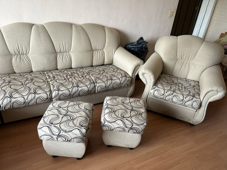 Продавам холова гарнитура