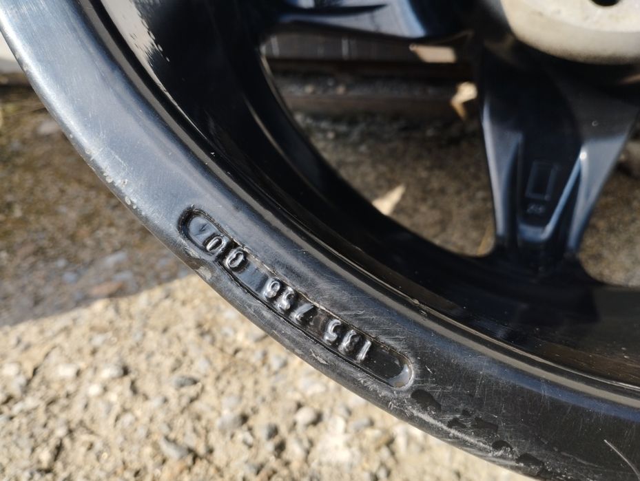 Продам диски R 16 на Субару