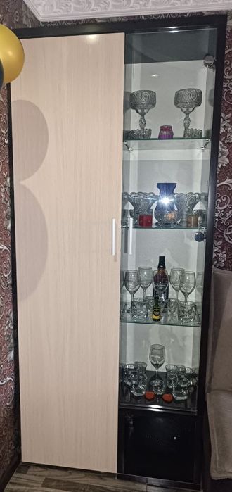 Продается шкаф-стенка
