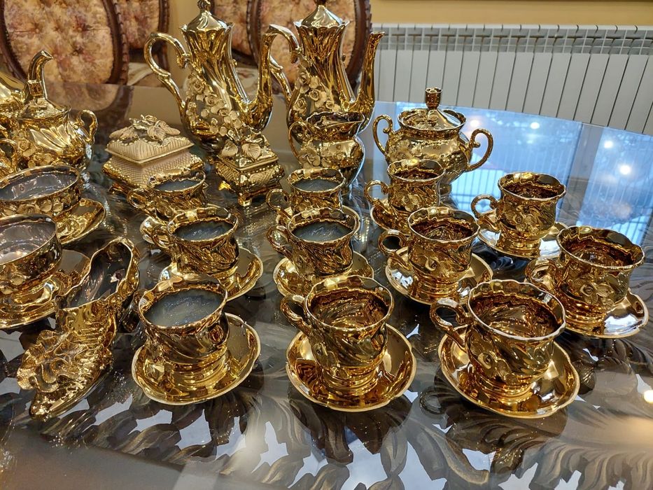 Сервис на 11 персон