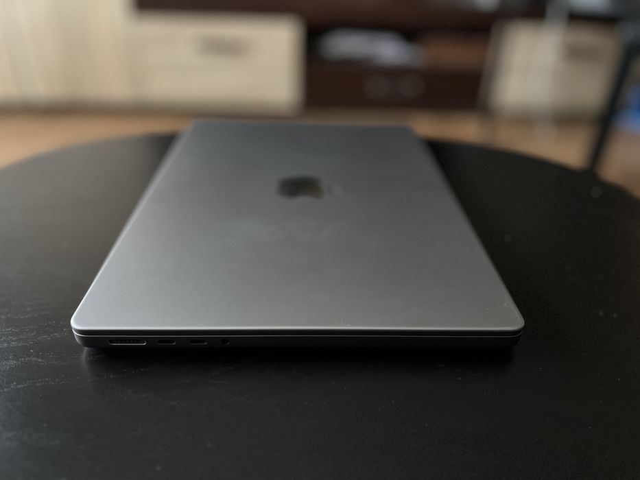 Като Нов MacBook Pro 14” M1 Pro 16GB RAM 512GB SpaceGrey