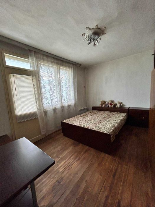 Продава се Четиристаен апартамент в Велико Търново, Акация - 135 кв.м за 1052 €/кв.м - Снимка #8