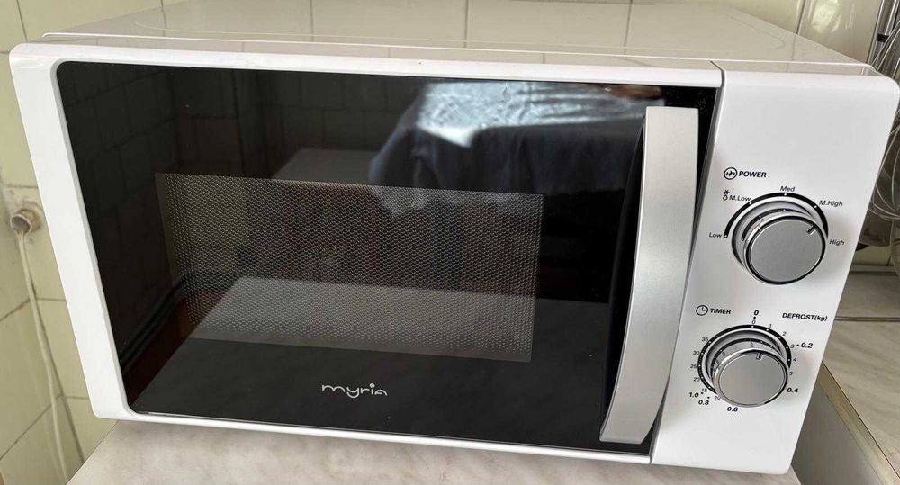 Cuptor microunde MYRIA MY4054WH, 20l, 700W, alb