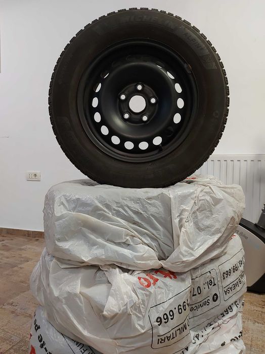 Set Roti Iarna Skoda VW 195/65/15 Michelin