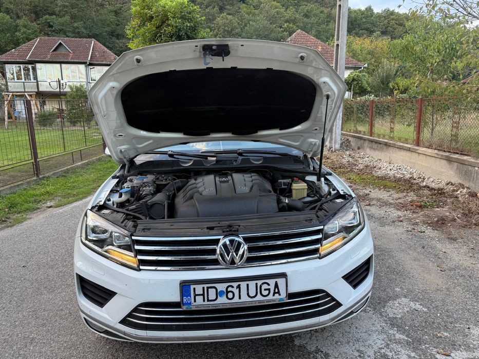 Vând Vw Touareg 3.0TDI V6 262cp  Euro6