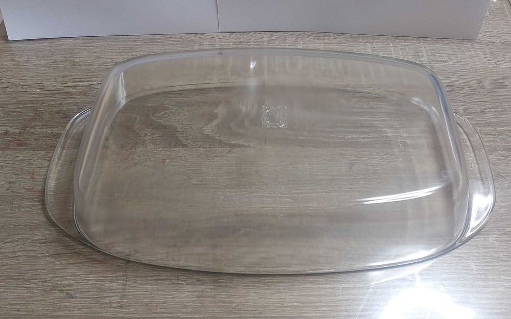 Тава, тенджера от йенско стъкло